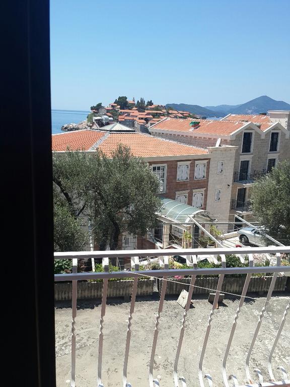 Apartments Andus Sveti Stefan Bagian luar foto